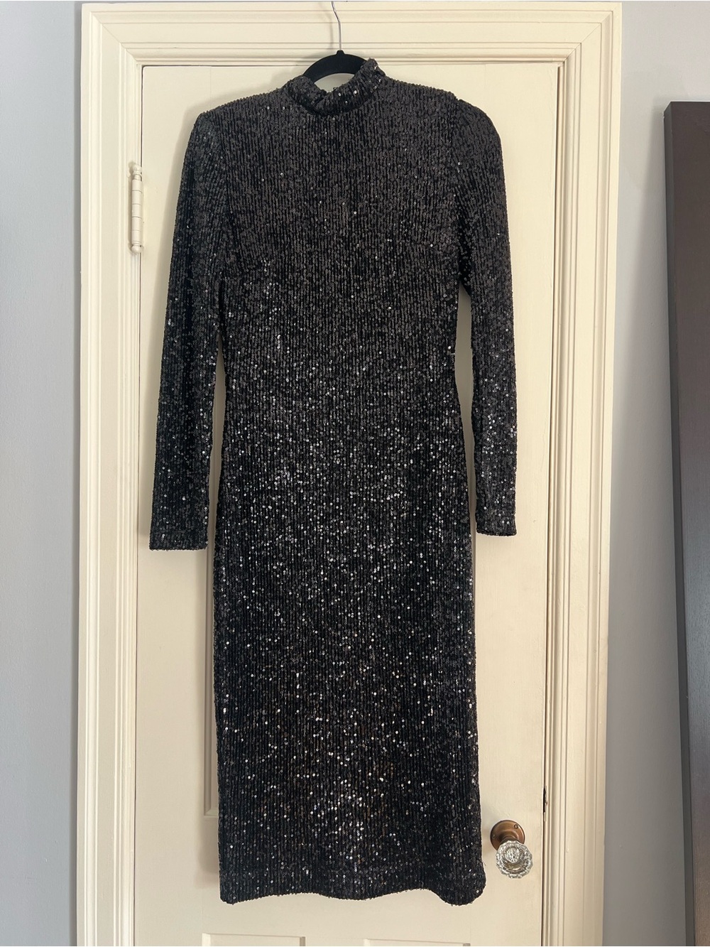 Rebecca Vallance Black Sequin Long Sleeve Midi Dress